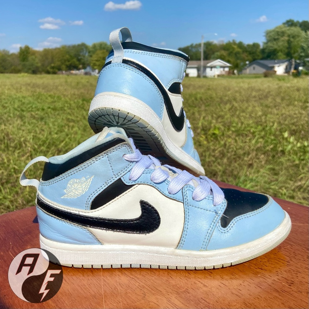 Jordan Retro 1 ‘Ice Blue’ (2.5Y)